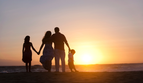 family-sunset-feature