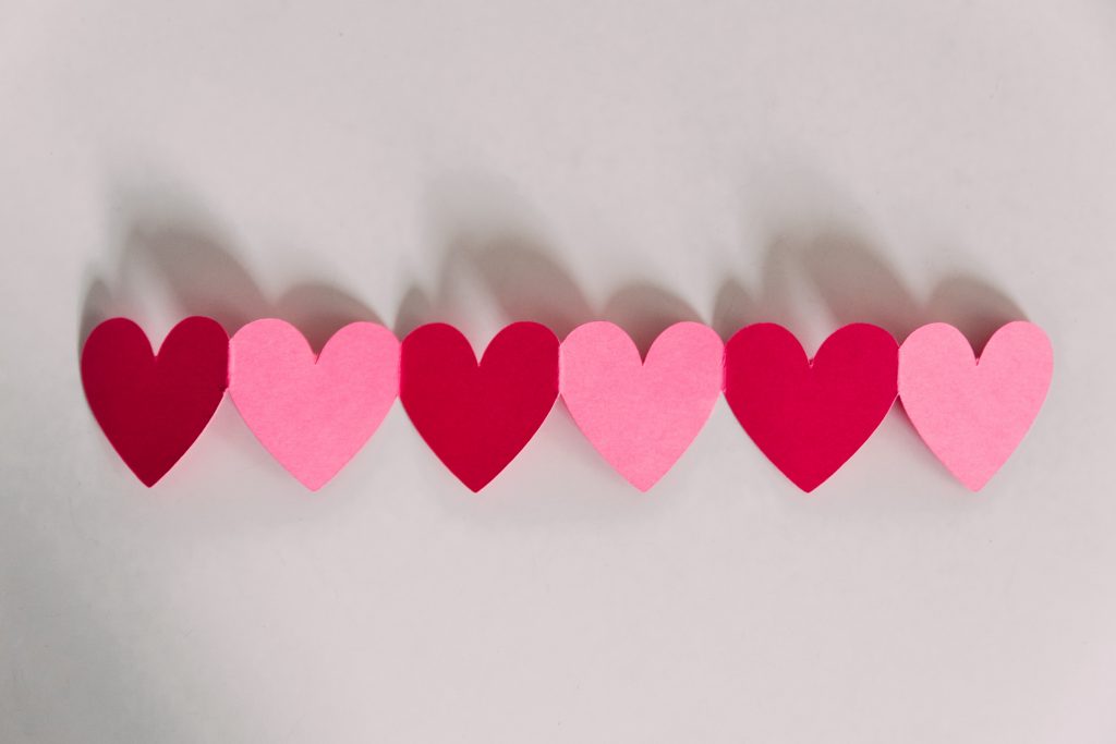 easy diy valentines day decorations that kids can make